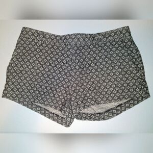Banana Republic Black & Gray Diamond Twill Cotton Stretch Shorts~Sz 2(Fits 31in)